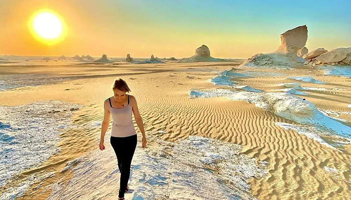 4 Days White Desert and Bahariya Oasis