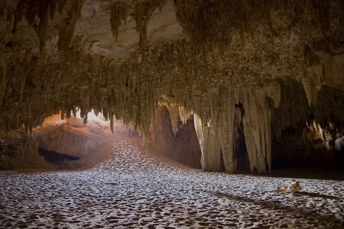 4 days 3 nights camping black and white & Djara cave