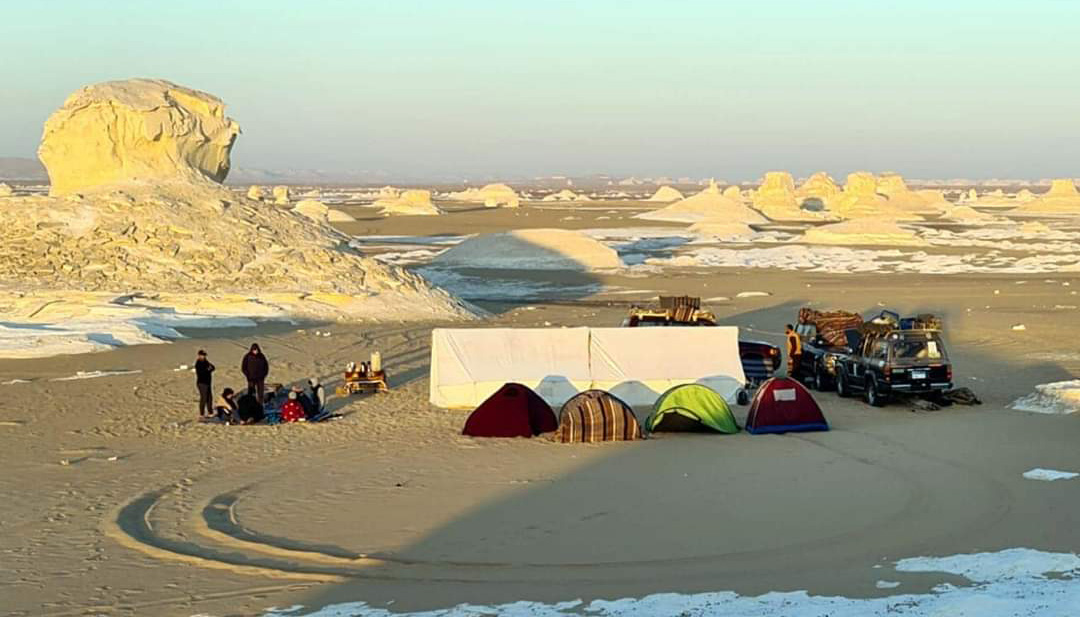 4-Day 3-Night Bahariya, Black & White Desert Adventure – 2 Nights Hotel & 1 Night Camping